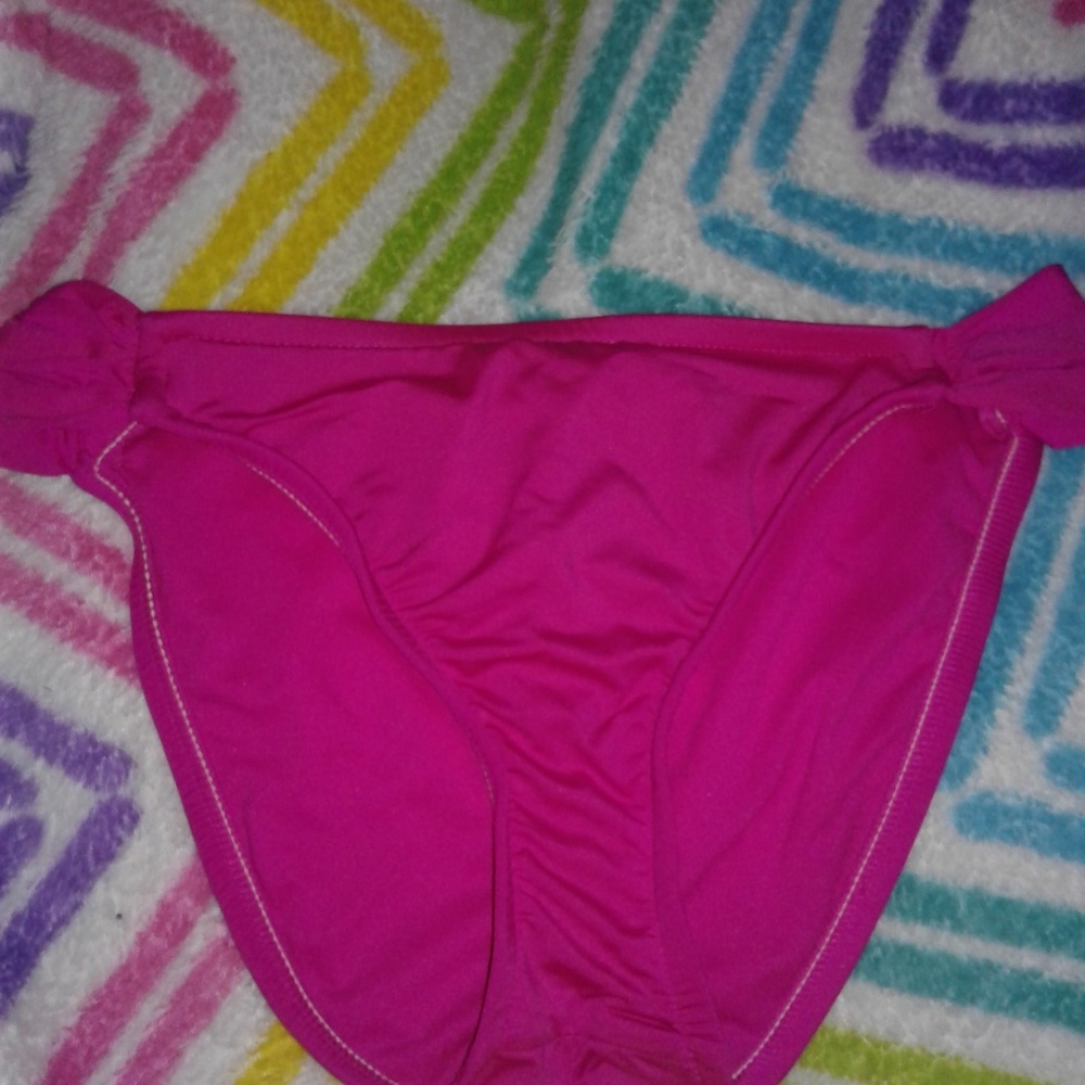 Cute Mossimo bikini bottoms